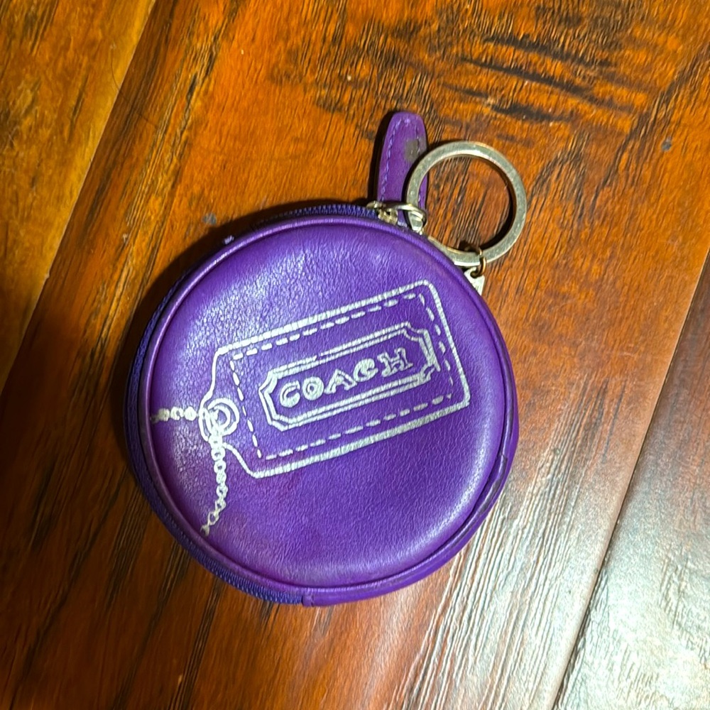 Coin pouch keychain coach